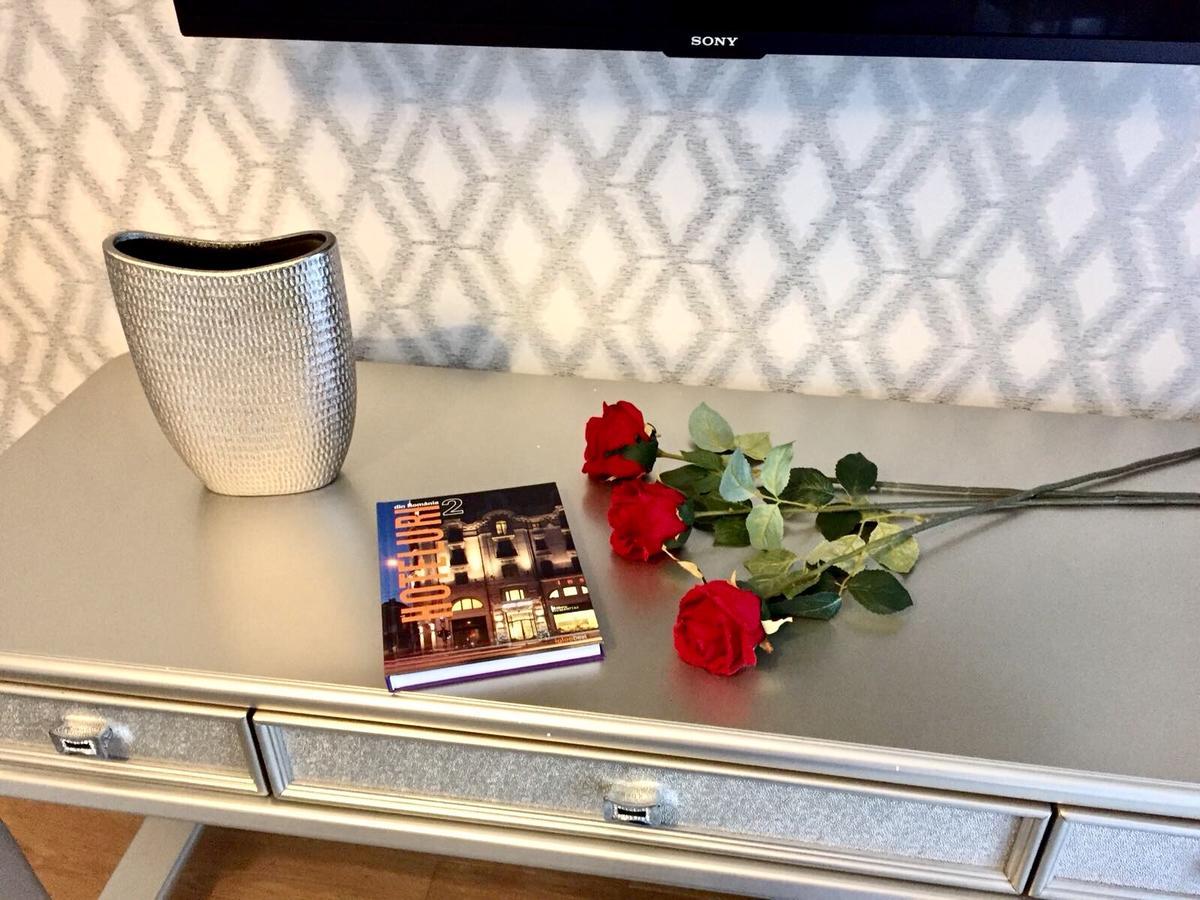 Flori De Iulie Apartamente บราชอฟ ภายนอก รูปภาพ